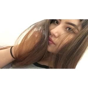 Meet your Posher, Briana